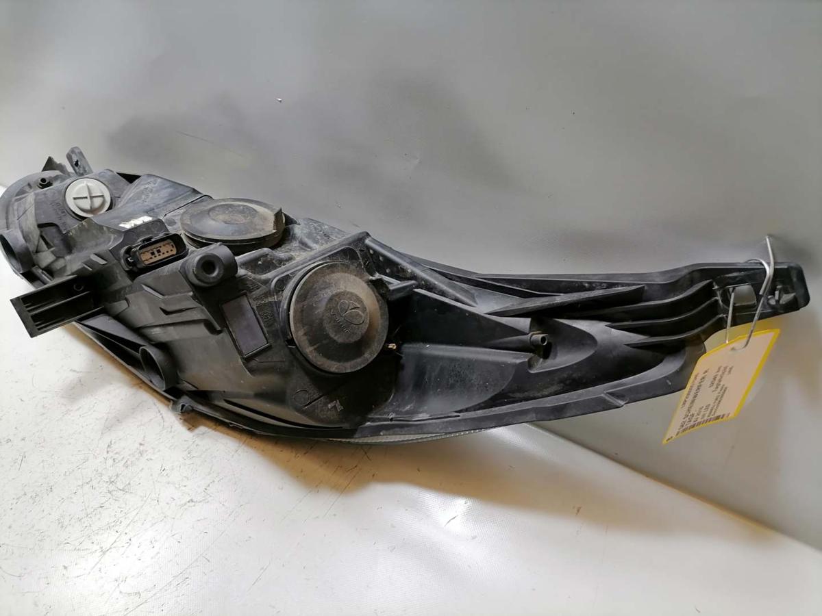 Ford Fiesta original Scheinwerfer vorn rechts Halogen mit LED Tagfahrlicht Bj.2016